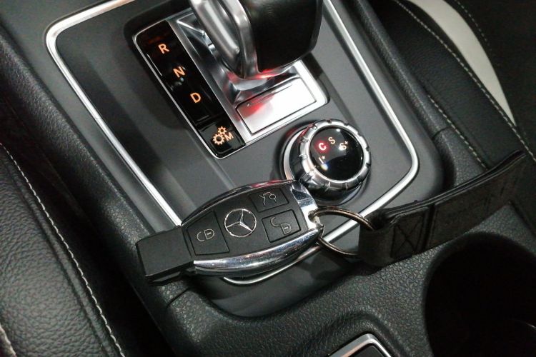 Mercedes-Benz GLA AMG 2018 car image #9