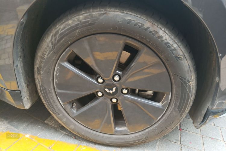 Wuling Starlight 2024 car image #9