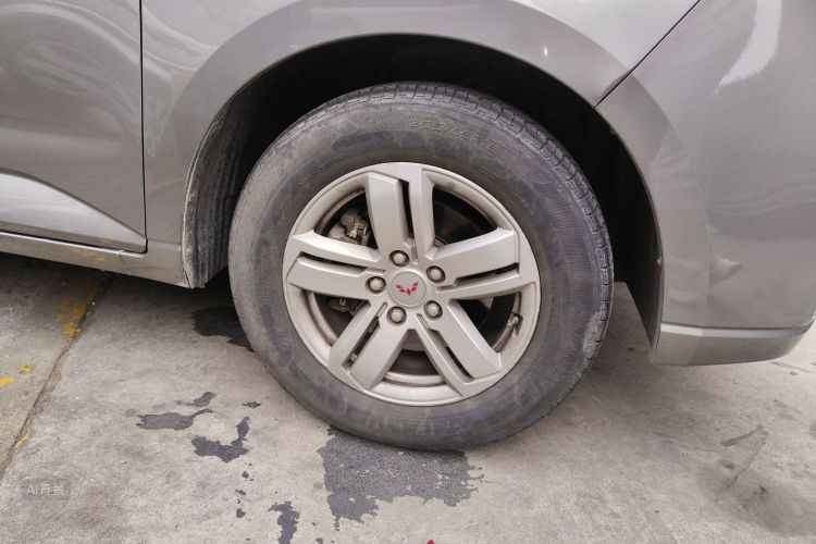 五菱汽车 五菱宏光PLUS 2020 汽车图片 #9