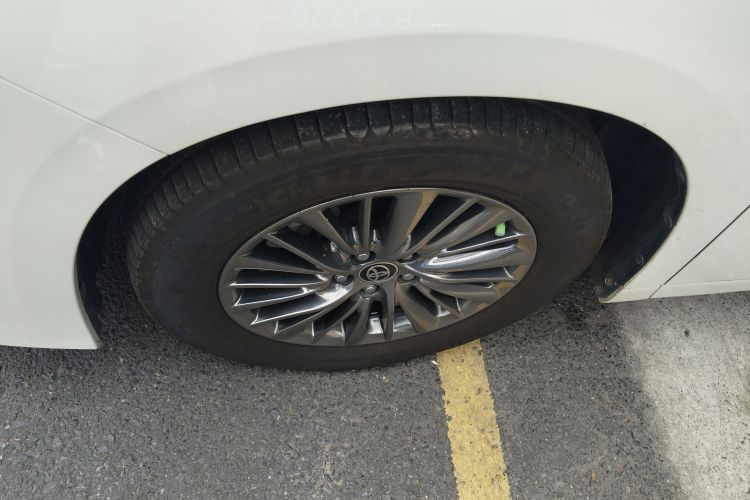 Toyota Alphard 2021 car image #9