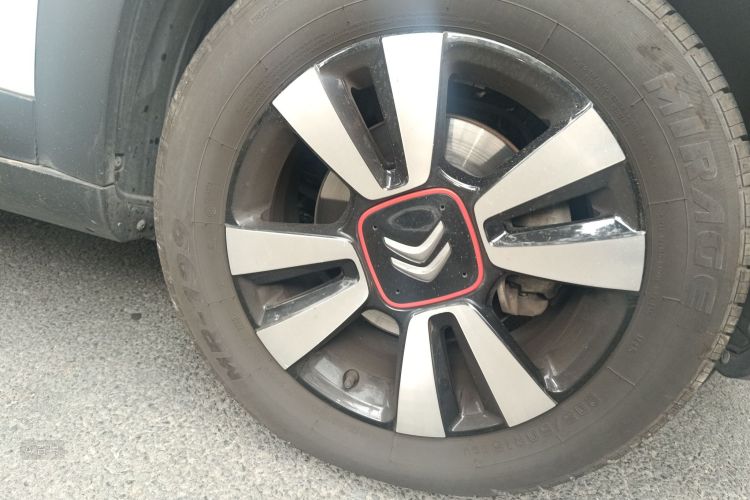 Citroen C4 AIRCROSS 2018 car image #9