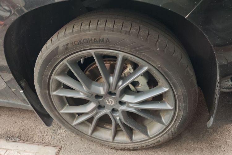 零跑汽车 零跑C10 2024 汽车图片 #9