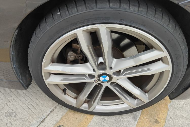 BMW 4 Series 2018 car image #9