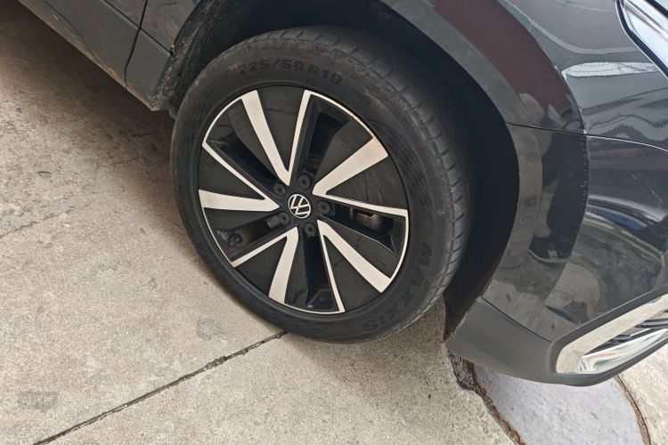 Volkswagen Tharu 2024 immagine di auto #9