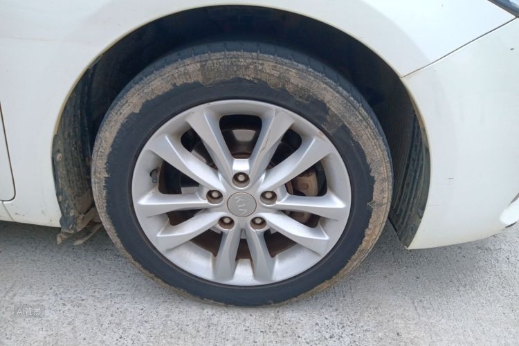 起亚 起亚K3 2017 汽车图片 #9