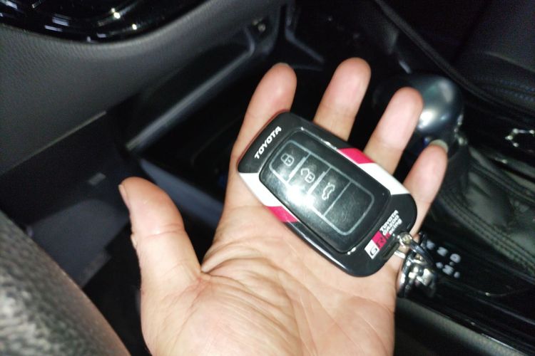 Toyota 2021 #9 Toyota 2021 immagine di auto #9