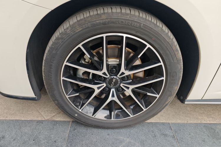 BYD Seal 07 DM-i 2024 صورة سيارة #9