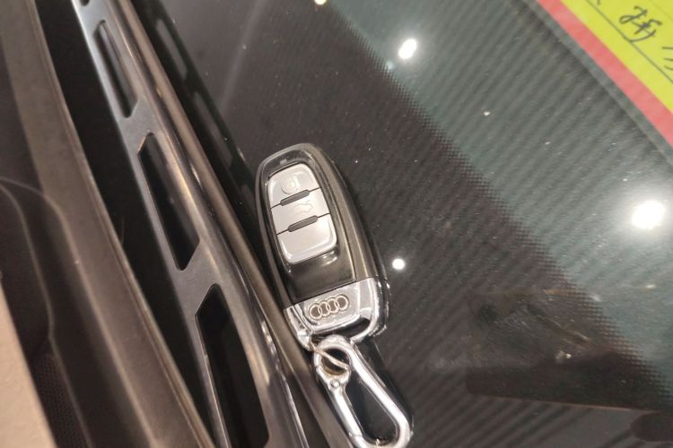 Audi A8 2016 imagen de coche #9