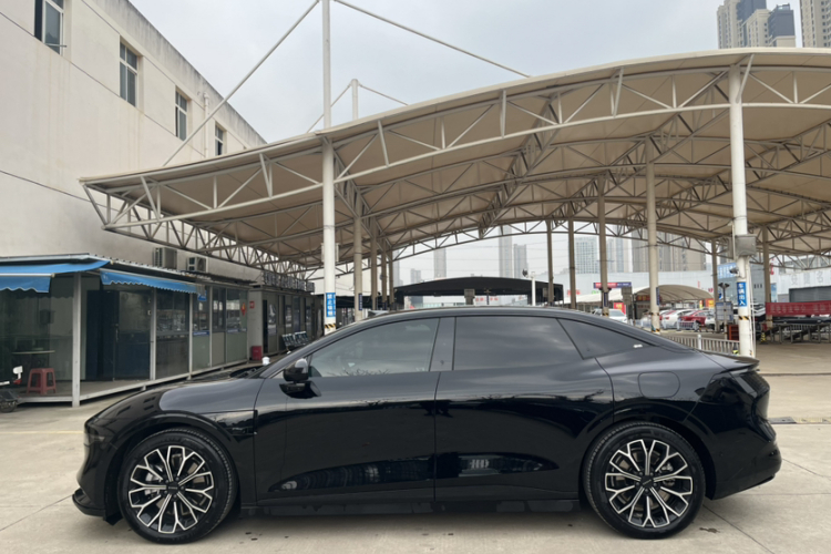 极氪 极氪007 2024 汽车图片 #9