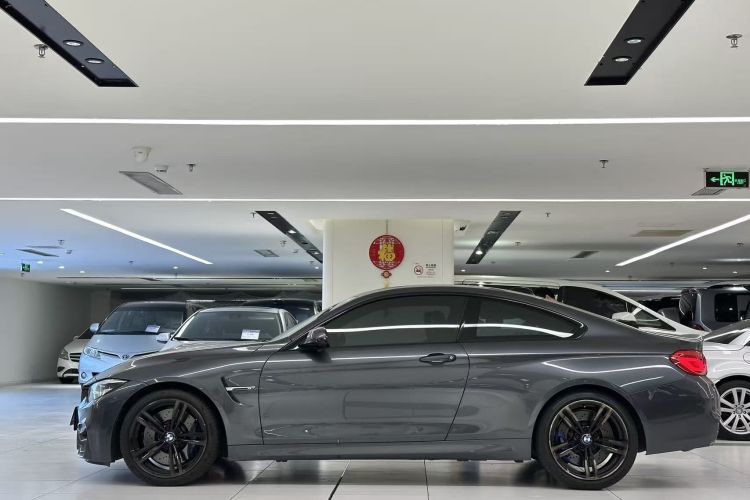 宝马 宝马M4 2018 汽车图片 #9