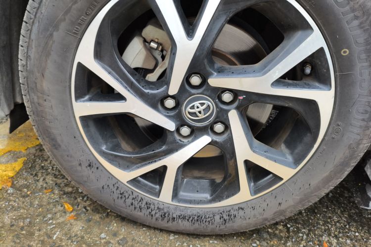 Toyota C-HR 2019 #9 Toyota C-HR 2019 car image #9