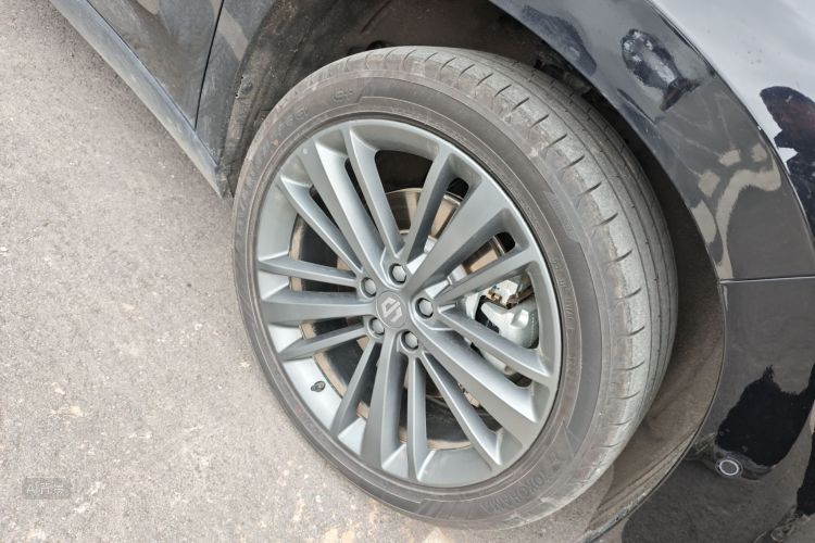 零跑汽车 零跑C16 2025 汽车图片 #9