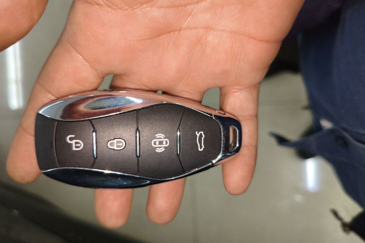 HongQi TianGong 08 2025 car image #9