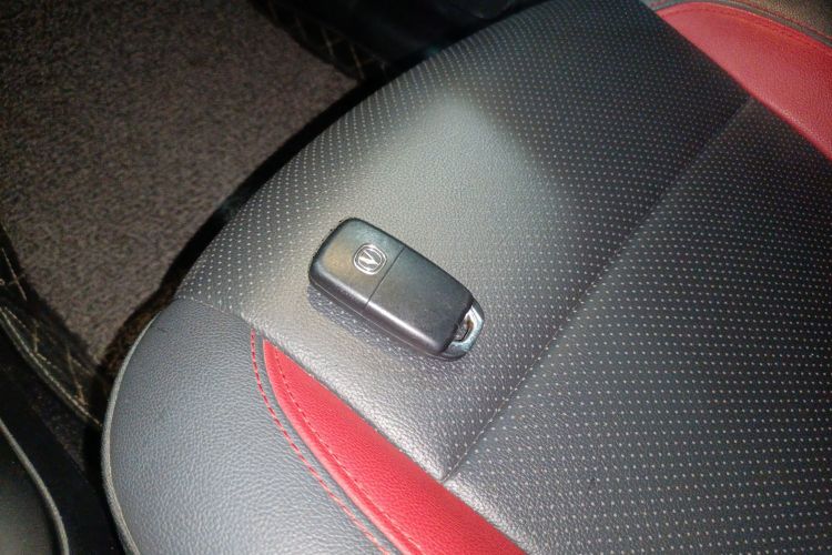 Changan CS15 2017 immagine di auto #9