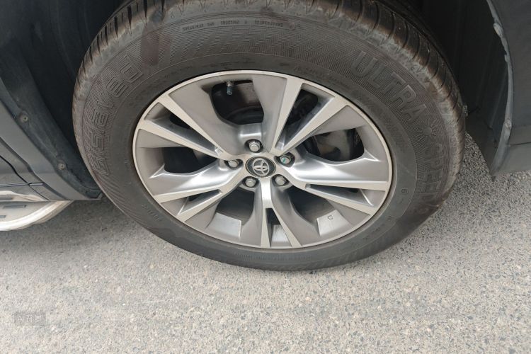 Toyota Highlander 2021 car image #9