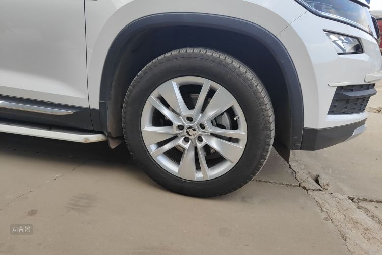 Skoda Kodiaq 2017 immagine di auto #9