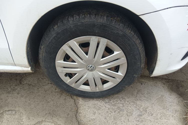 Polo 2019 car image #9