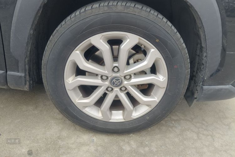 Toyota Frontlander 2022 car image #9