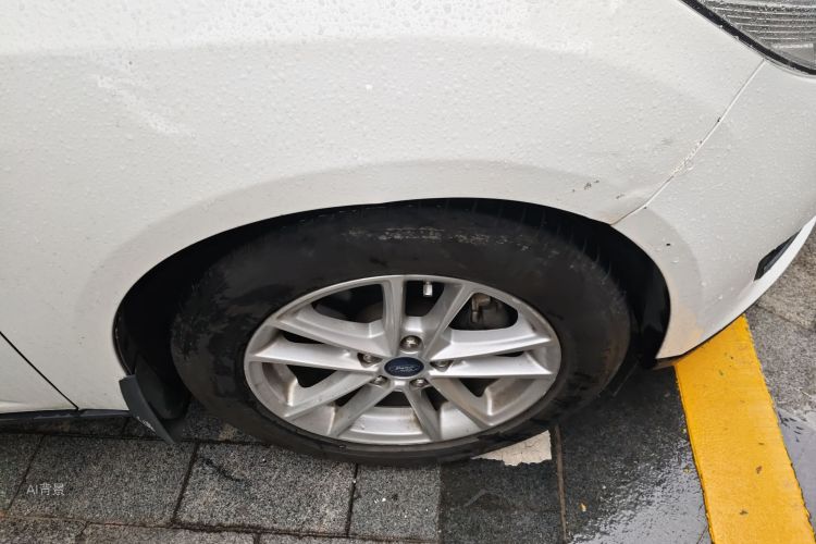 Ford Focus 2015 car image #9