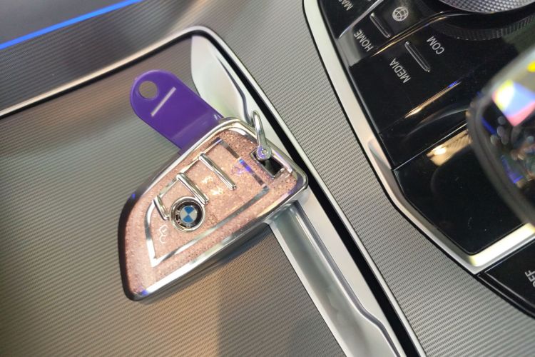 BMW X6 2020 immagine di auto #9