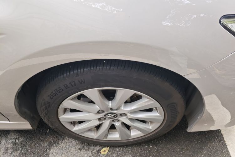 Toyota Camry 2018 car image #9