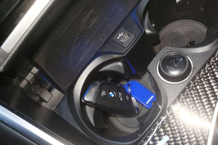 宝马 宝马M3 2024 #9 宝马 宝马M3 2024 汽车图片 #9