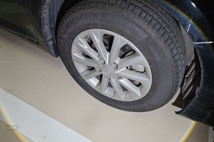 Toyota Camry 2016 immagine di auto #9