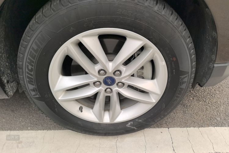 Ford Edge 2017 immagine di auto #9