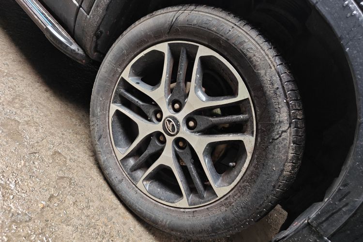 Soueast DX3 2017 car image #9