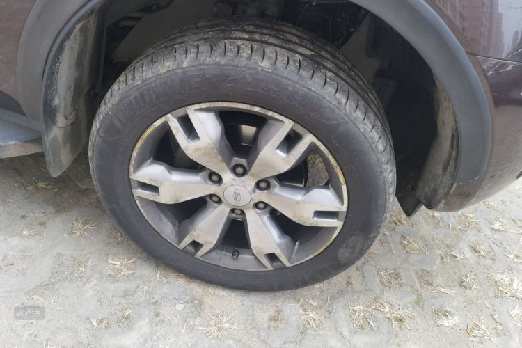 Ford Everest 2018 immagine di auto #9