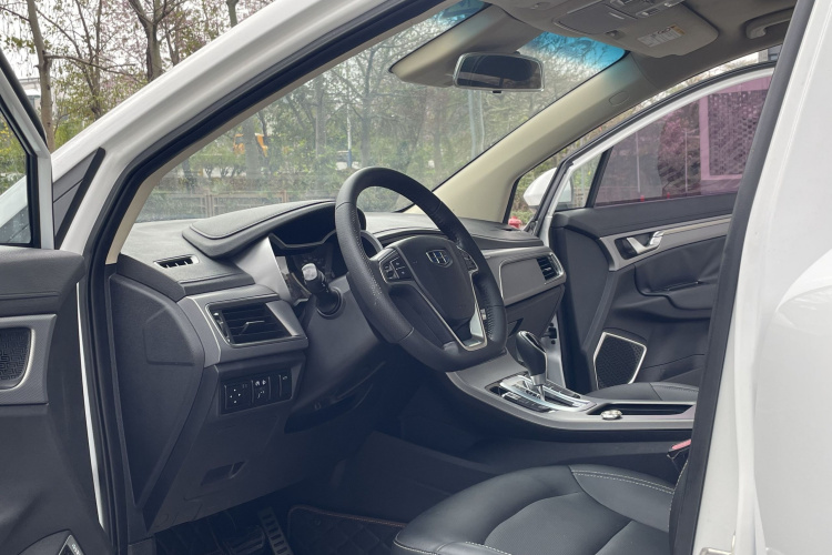 GEELY Emgrand GS 2018 #9 GEELY Emgrand GS 2018 car image #9