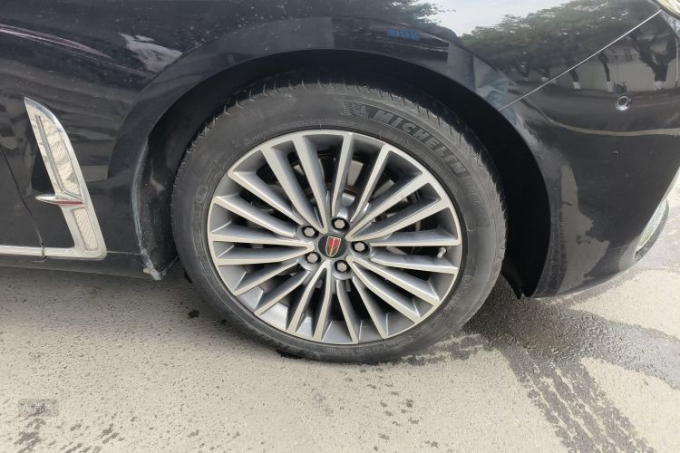 HongQi H9 2022 car image #9