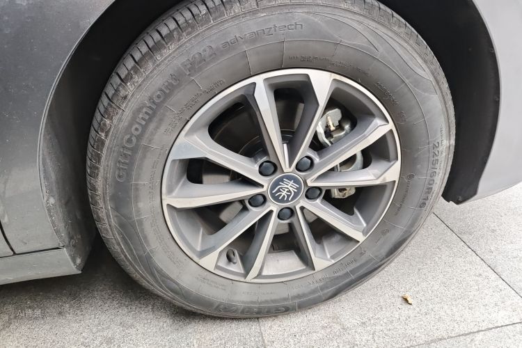 BYD Qin Plus 2024 صورة سيارة #9