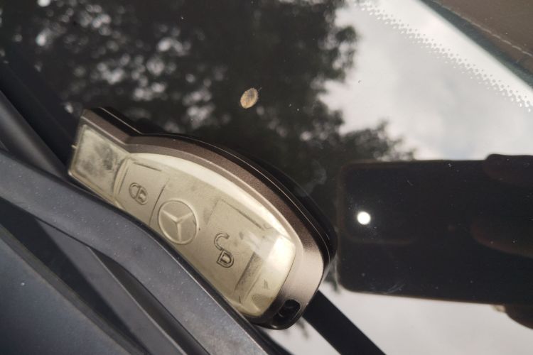 Mercedes-Benz GLC Class 2016 صورة سيارة #9