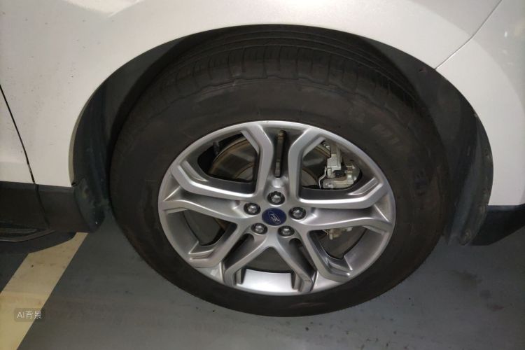 Ford Edge 2018 immagine di auto #9