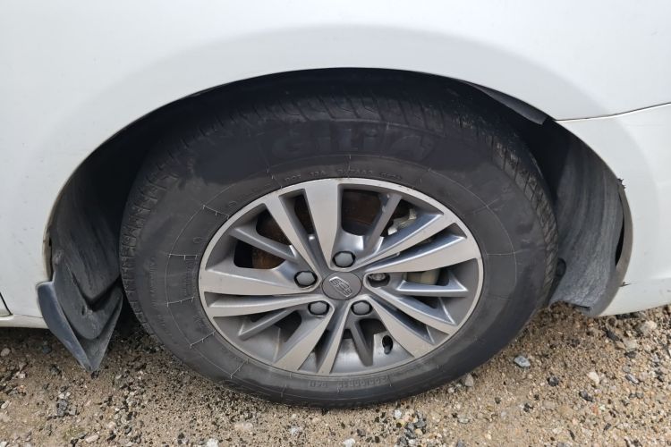 GEELY Emgrand 2019 #9 GEELY Emgrand 2019 car image #9