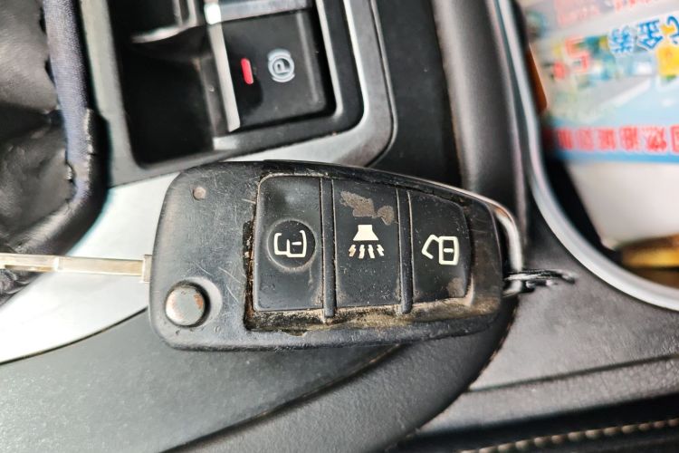 X70M 2021 car image #9