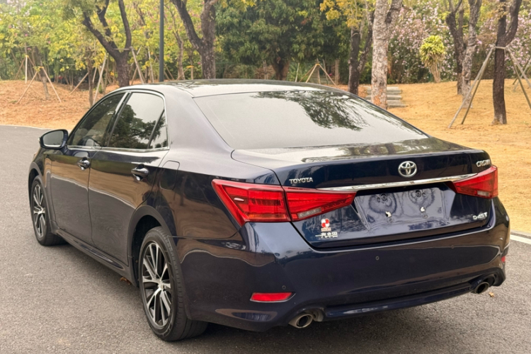 丰田 皇冠 2018 汽车图片 #9