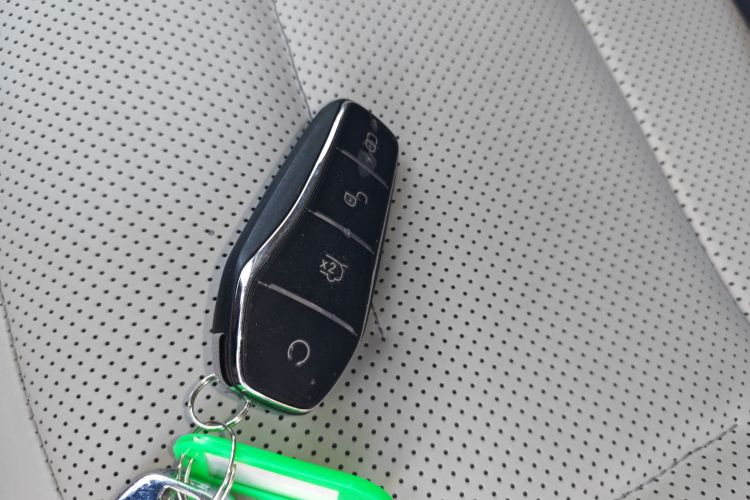 BYD D1 2024 car image #9