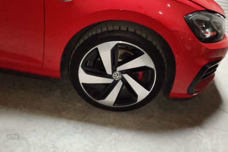 Volkswagen GolfGTI 2018 immagine di auto #9