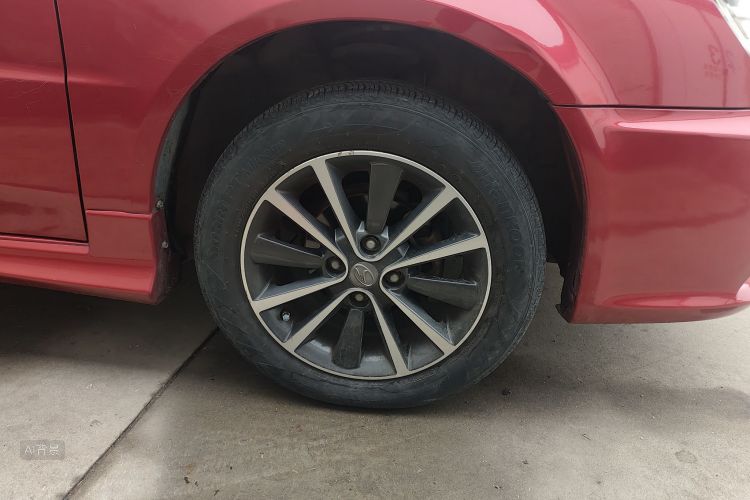 Soueast V3 Lingyue 2016 immagine di auto #9