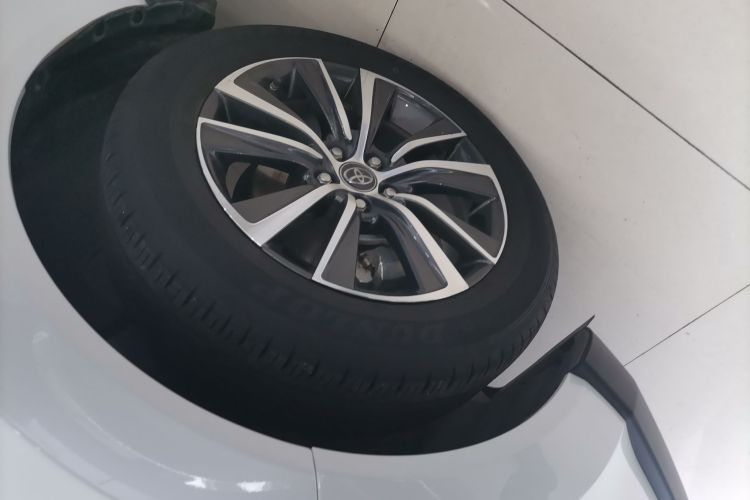 Toyota Harrier 2023 car image #9