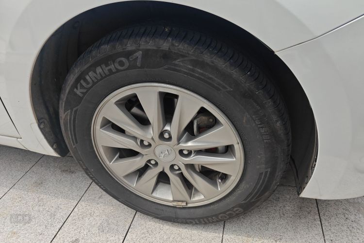 Hyundai Elantra HD 2019 car image #9