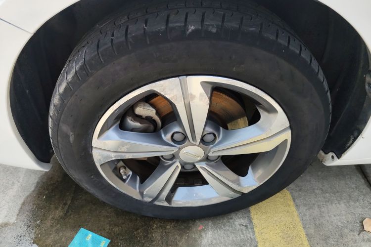 Emgrand GL 2019 #9 Emgrand GL 2019 car image #9