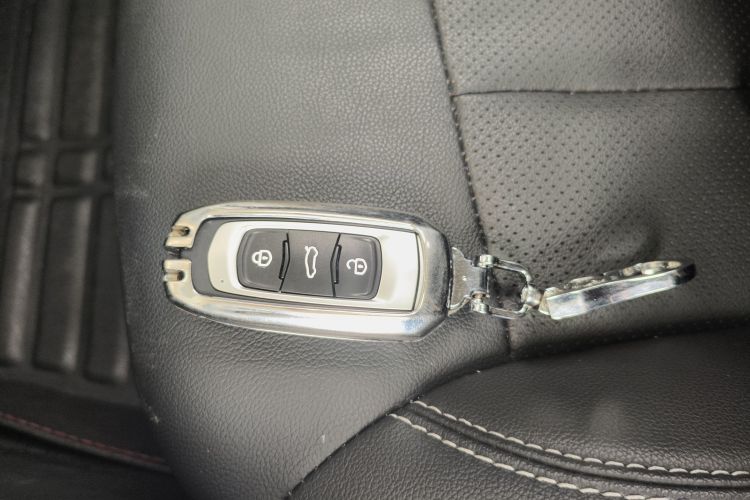 Vision X3 2020 car image #9