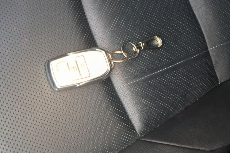 Toyota Harrier 2023 immagine di auto #9