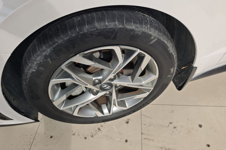 Hyundai Sonata 2020 immagine di auto #9