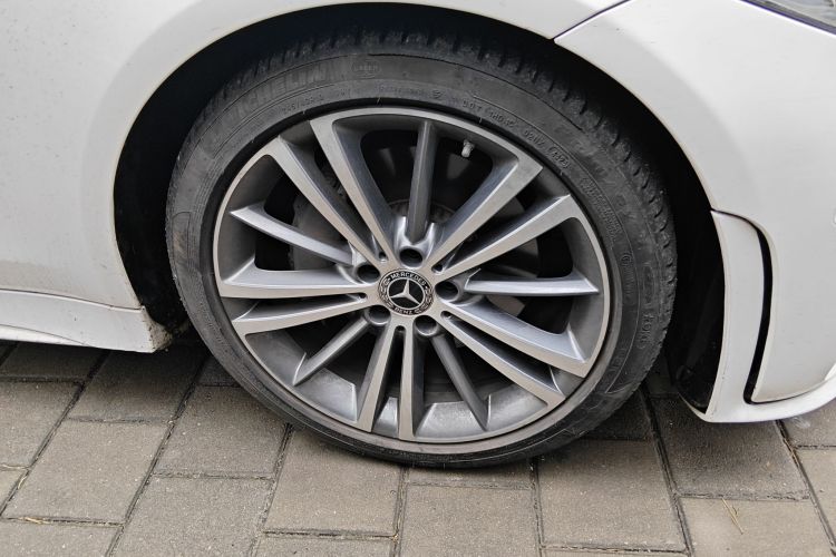 Mercedes-Benz CLS Class 2021 car image #9