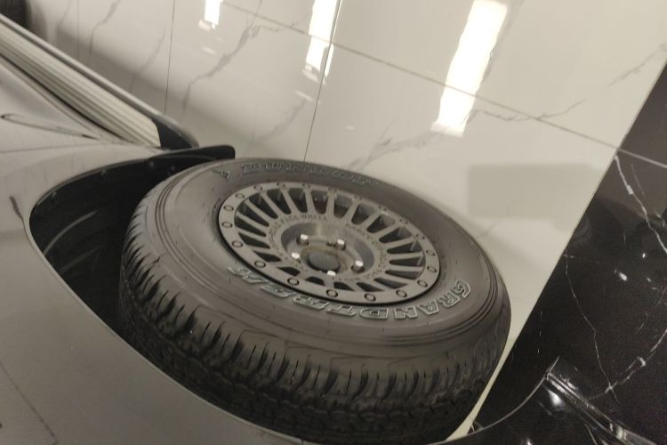 Toyota 2019 car image #9