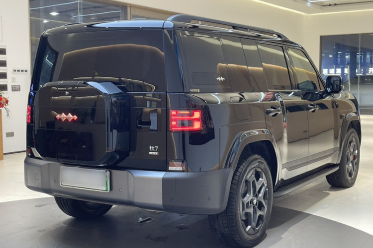 FangChengBao Tiger 7 2025 car image #9